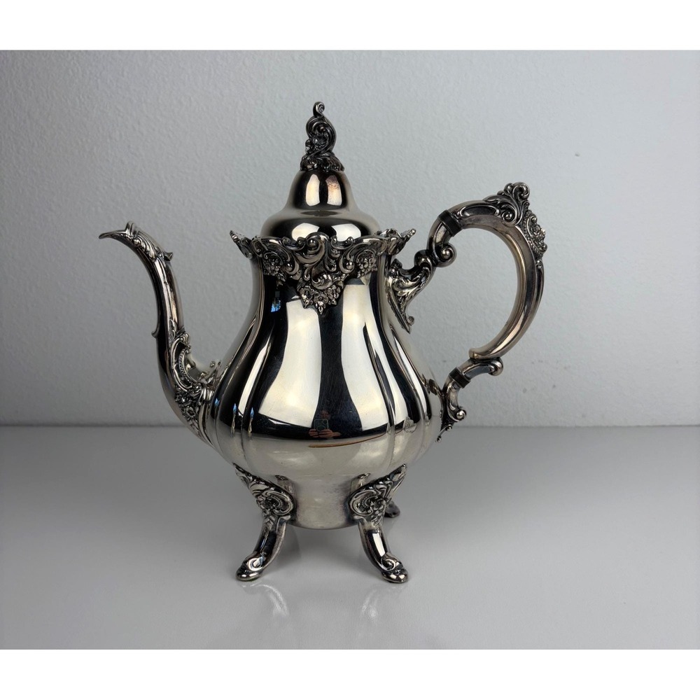 Wallace Baroque Silverplate Teapot #281 8 3/4"‎ Hollowware